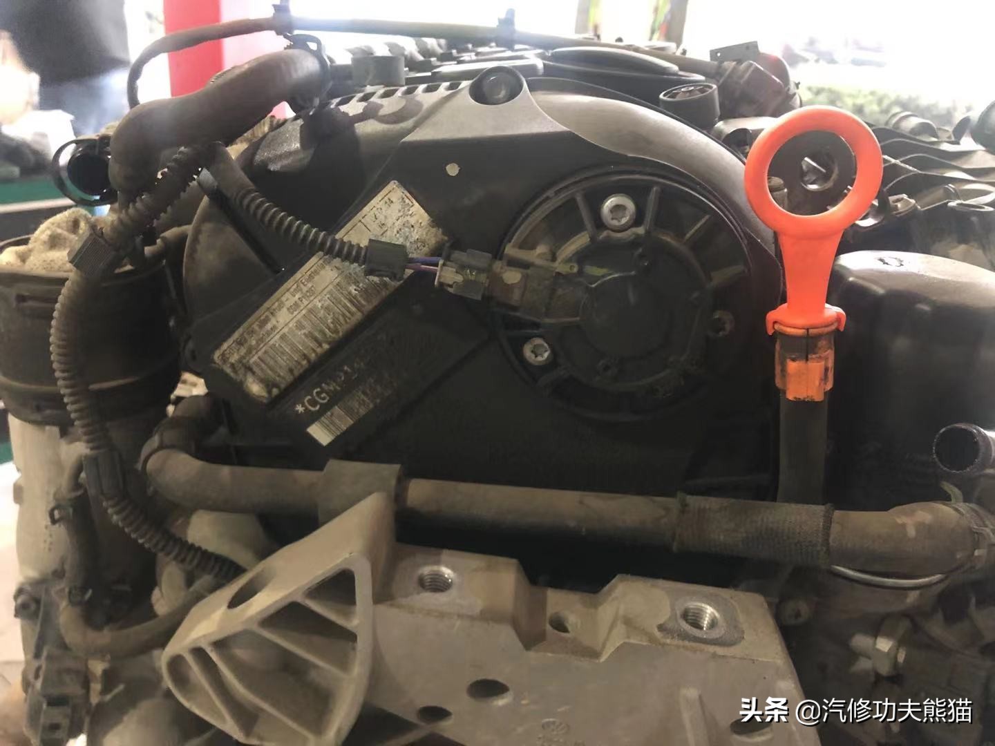 大众帕萨特烧机油维修费要多少,4s店解决不了问题该找谁