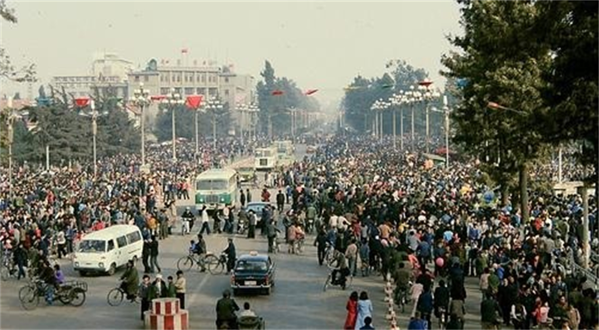 90后女孩涉嫌贩毒案例,打工妹被判刑案例