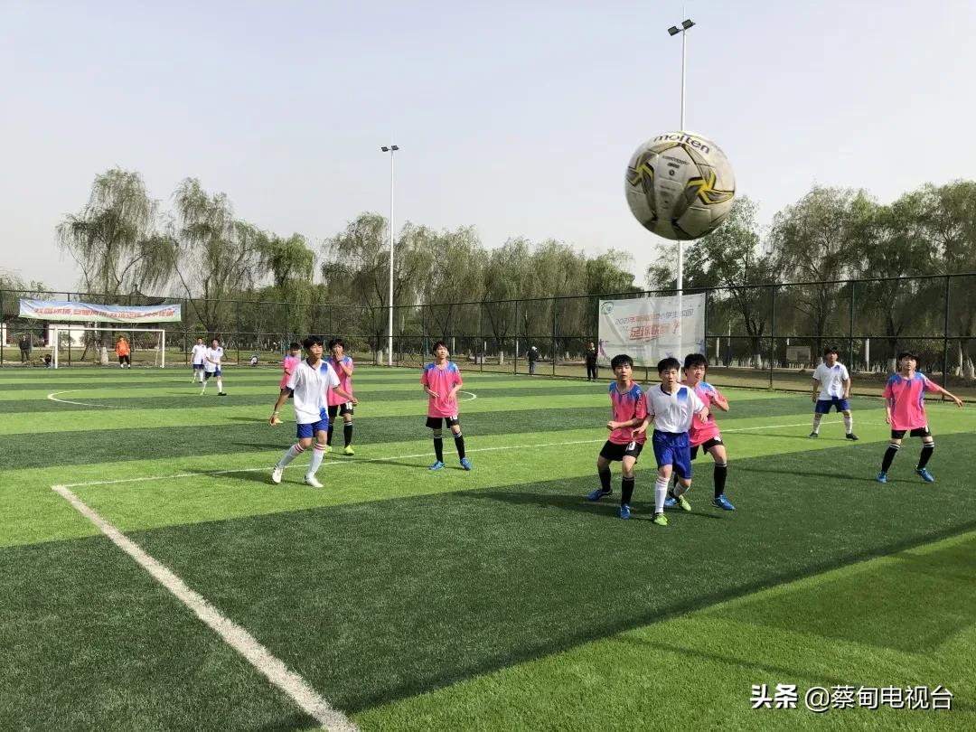 绿茵场的足球小将,蔡甸区江滩足球场比赛