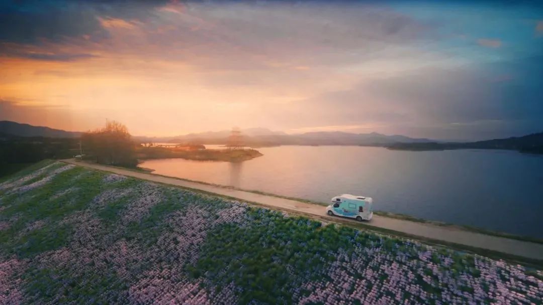 五湖四海的朋友来聚会,五湖四海的朋友来武汉