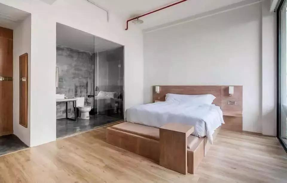 开民宿赚钱的老板,开民宿到底赚不赚钱