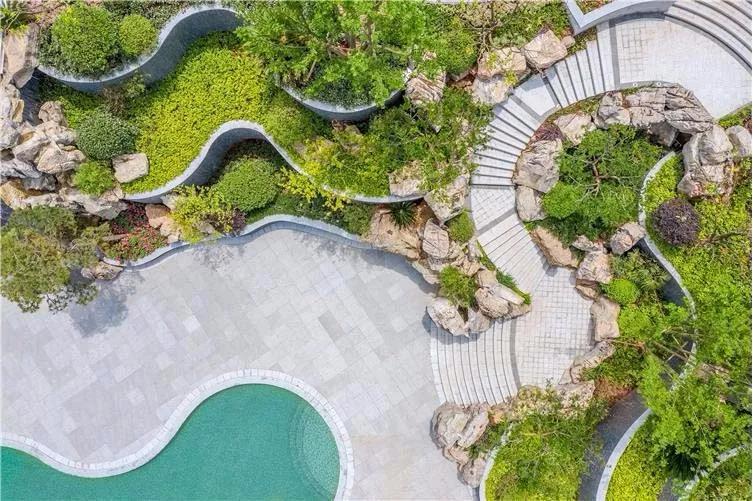 一波优雅的高差处理，漂亮