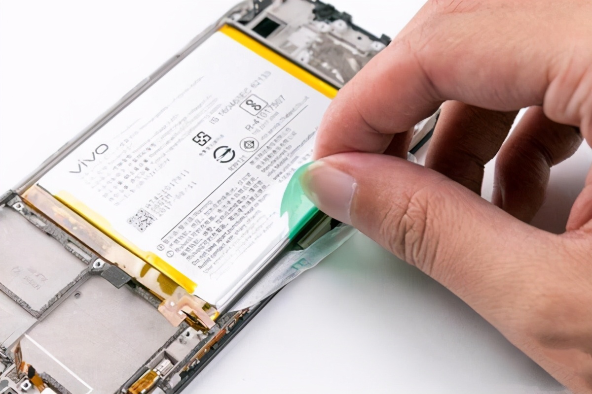 遗憾！全球锂电之王本是中企却1亿贱卖日本，今帮日企年赚40亿