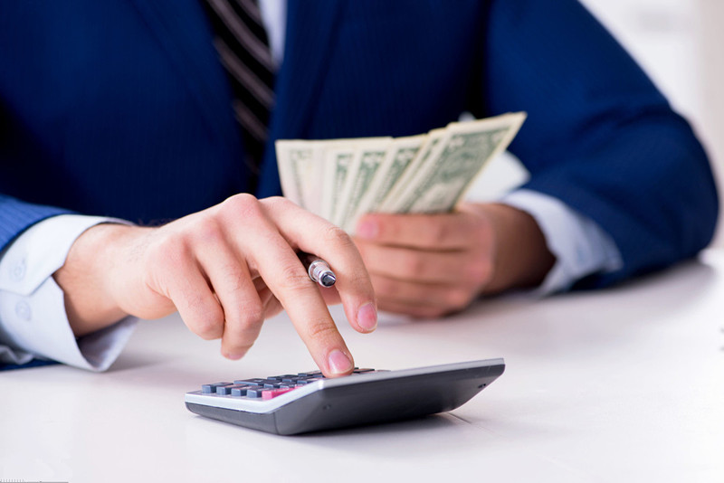 辞旧迎新回忆过往的感慨,回想过往皆是辛酸