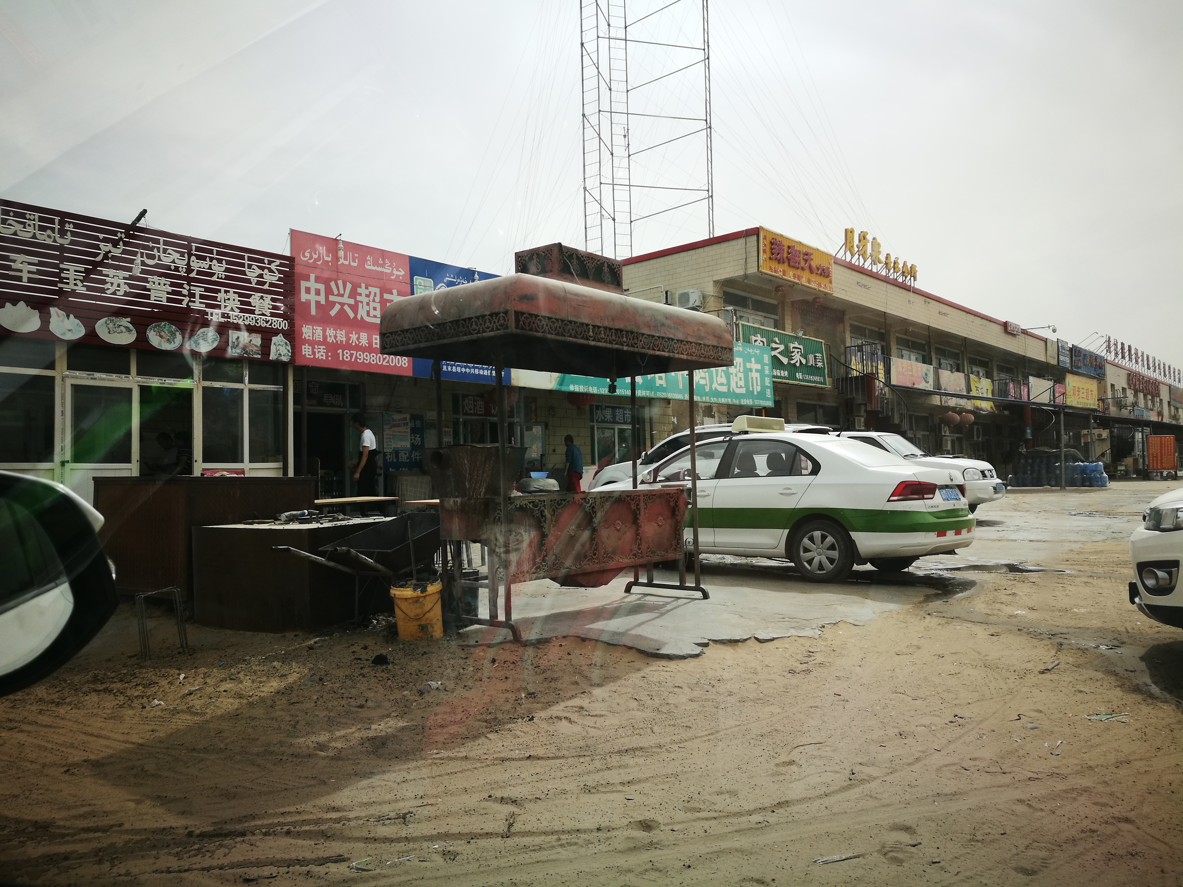 13000公里新手独驾*疆新**日记第23天——塔克拉玛干沙漠陷车自救