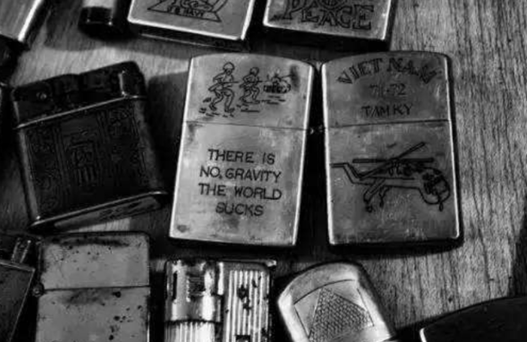 可乐和Zippo都是二战的产物，都是美国大兵不可缺少的东西