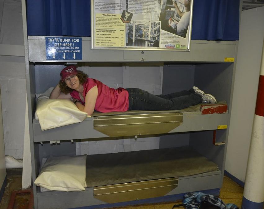 美海军舰艇生活舱室,美国海军如何在两分钟内入睡