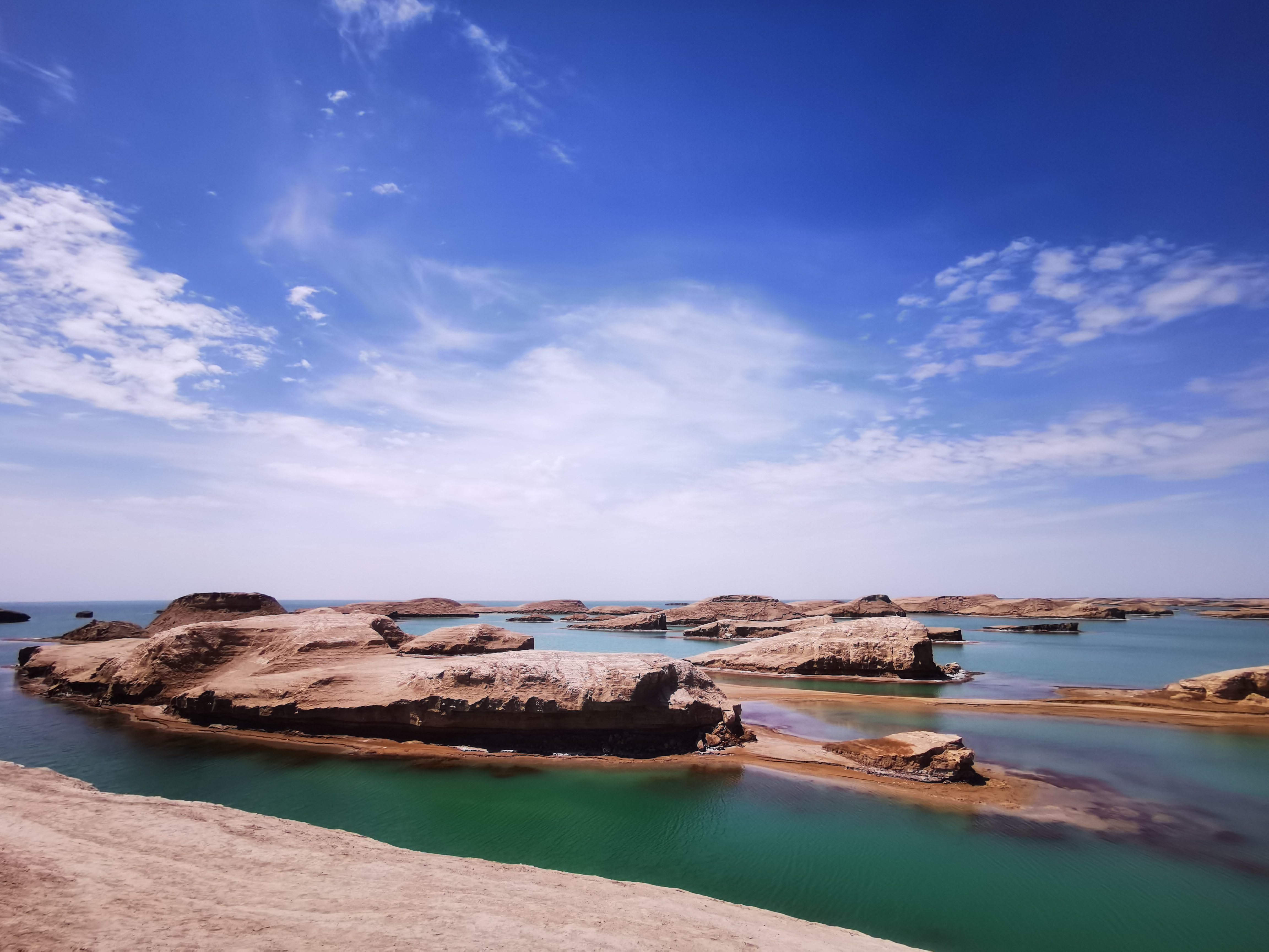 自驾青海沙漠旅游路线攻略,青海七彩丹霞自驾游攻略