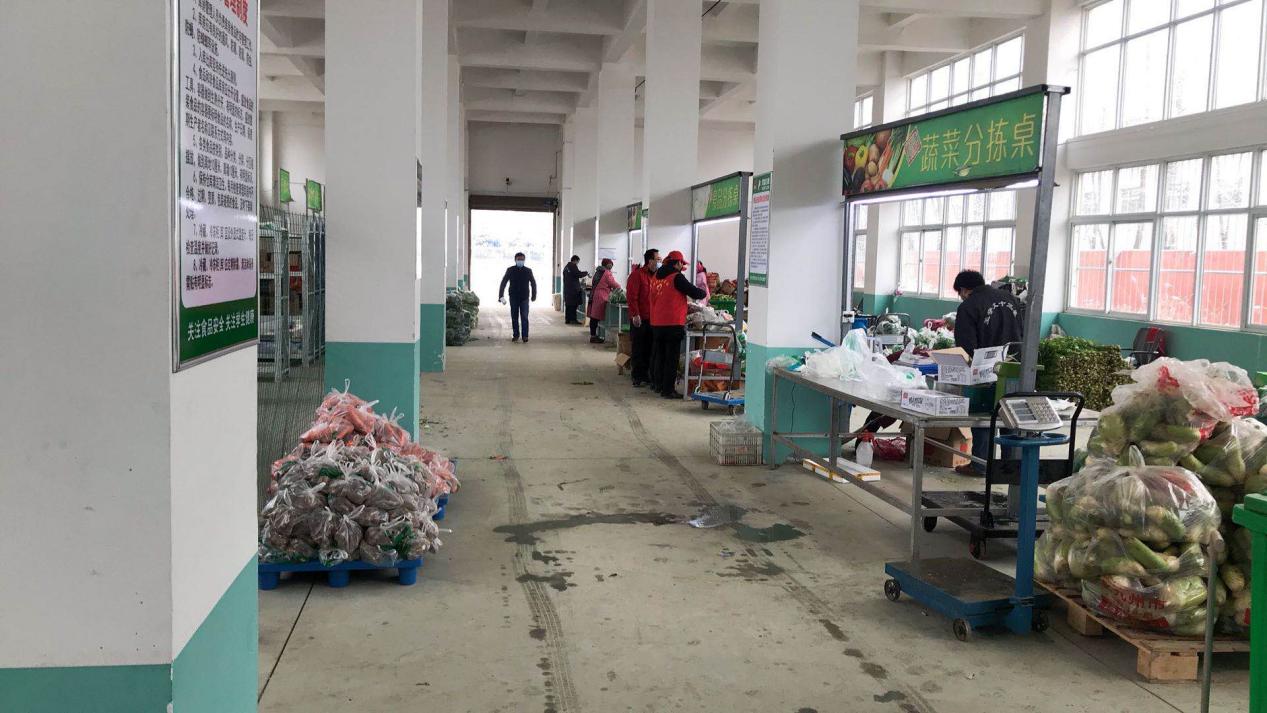 为疫情付出重大牺牲,为抗击疫情所付出的人和事