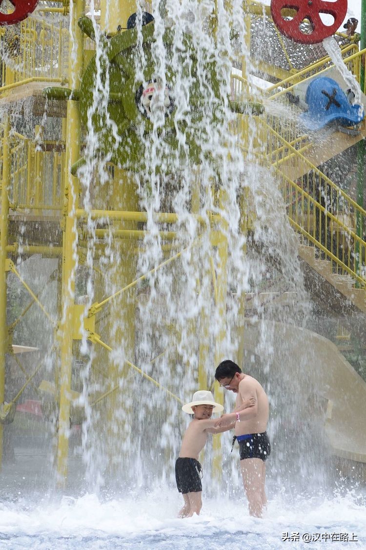 汉中市留坝县中国栈道欢乐水世界,汉中去留坝水世界攻略