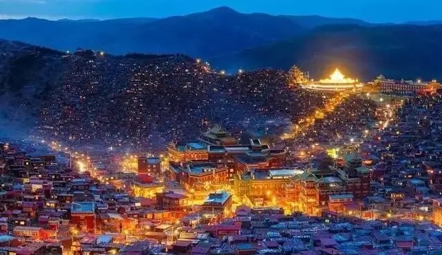 人间天堂美景原唱完整版,人间天堂美丽的丽江