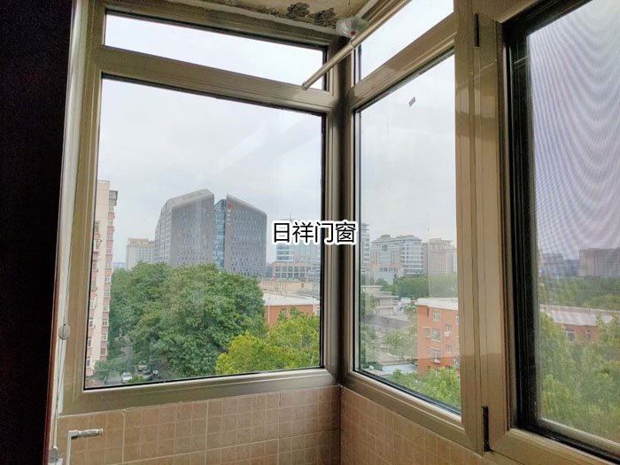 丰台断桥铝封阳台,香槟色108断桥铝封阳台
