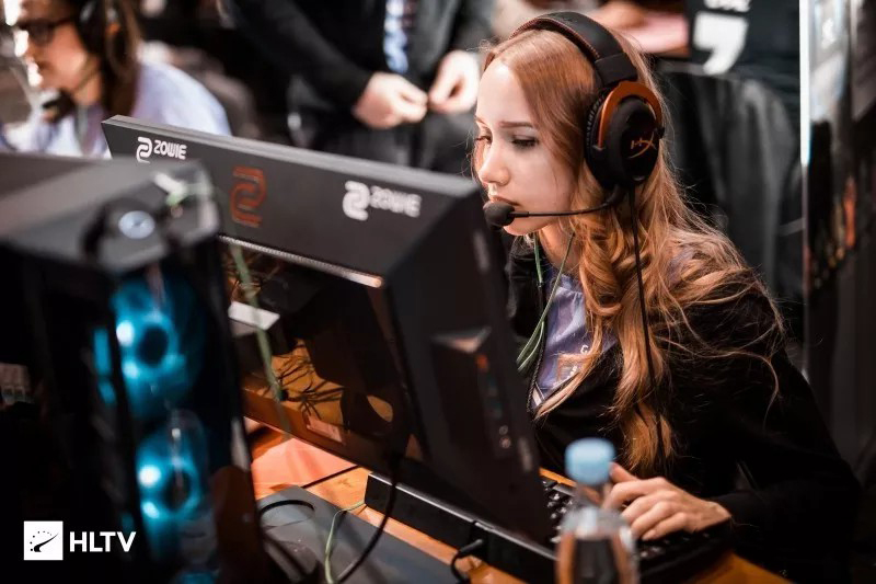 fps游戏鼠标排行榜前十名,fps游戏定位准一点的鼠标