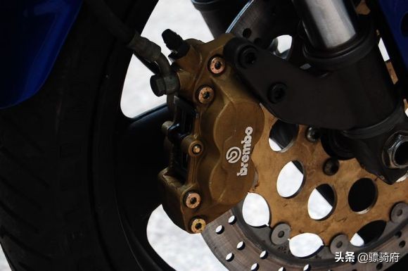 铃木gz250太子最新款,杰迪gz250太子摩托100公里油耗