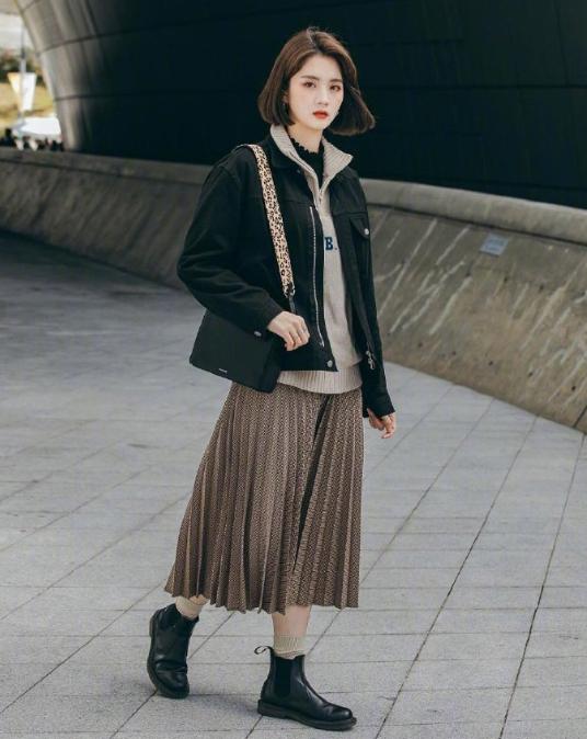 韩系时尚街拍简约优雅高级,韩国西装短裙穿搭