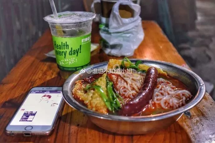 南宁螺蛳粉吃货推荐,推荐南宁好吃的螺蛳粉