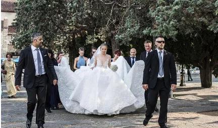 现在施华洛世奇怎么样 (施华洛世奇关店裁员吗)