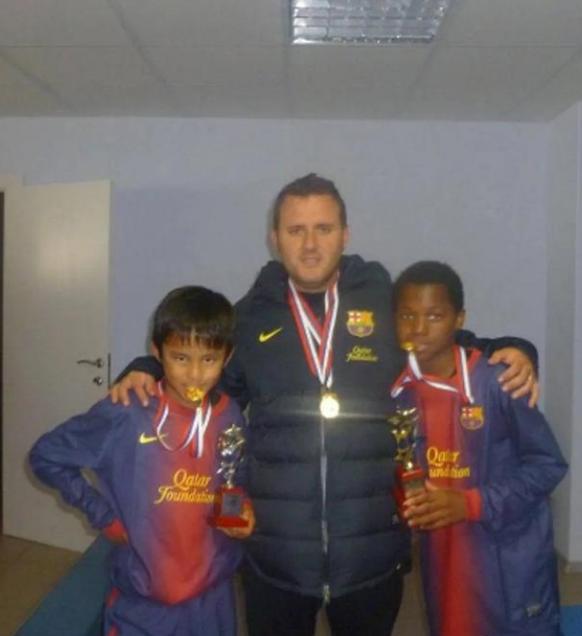 巴萨17岁小将收入,巴萨16岁的天才是谁