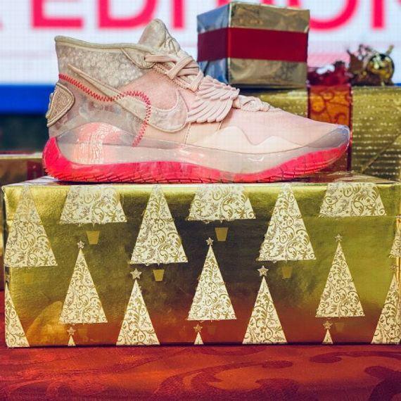 安踏新出篮球鞋春日限定,最具有性价比的篮球鞋安踏