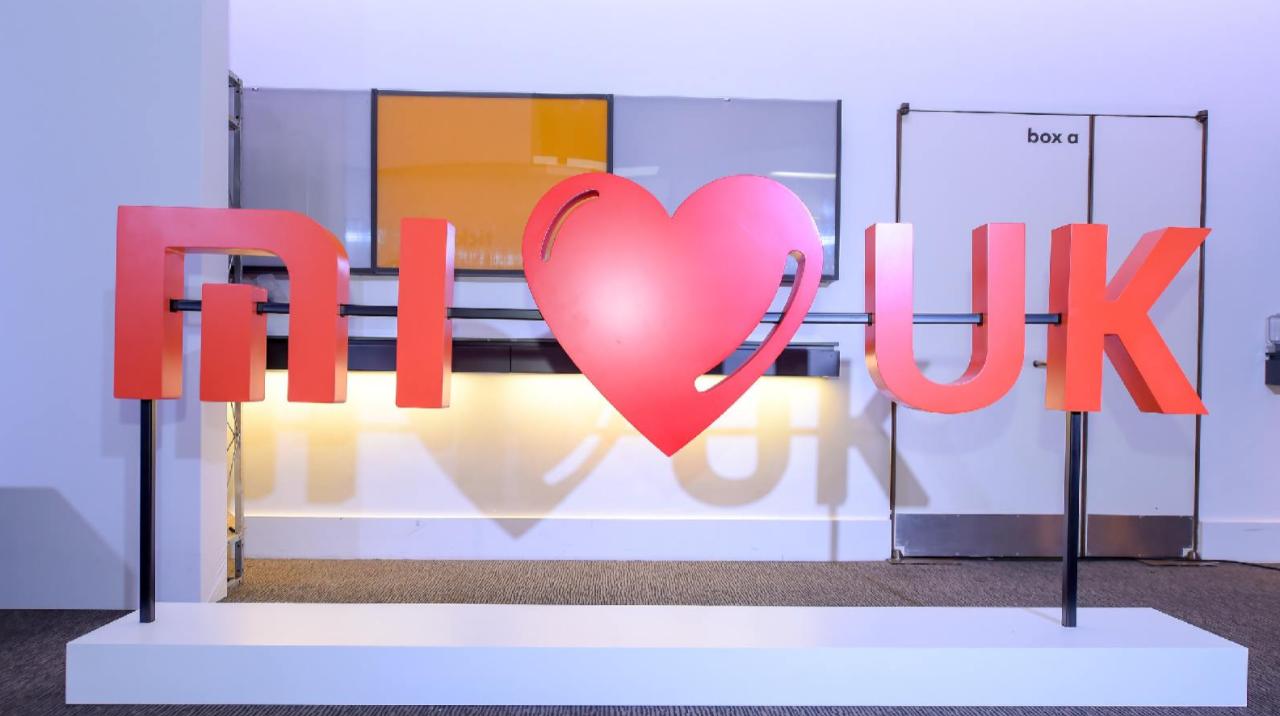 雷军谈小米8最新,小米pro8发布会雷军