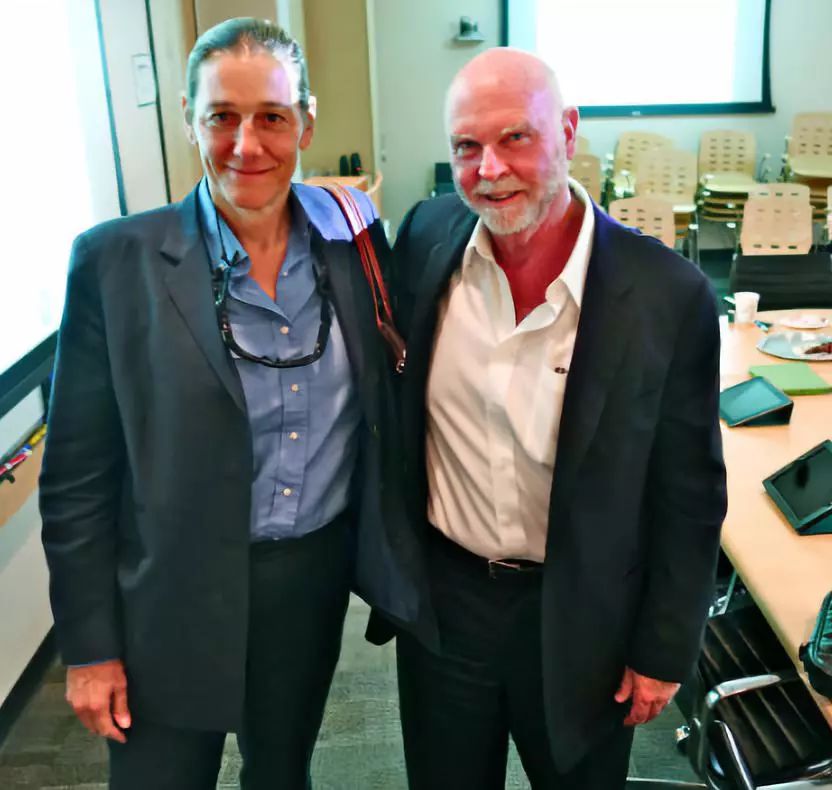 这位横跨三界的科技怪咖，是个真正的女汉子｜赛先生