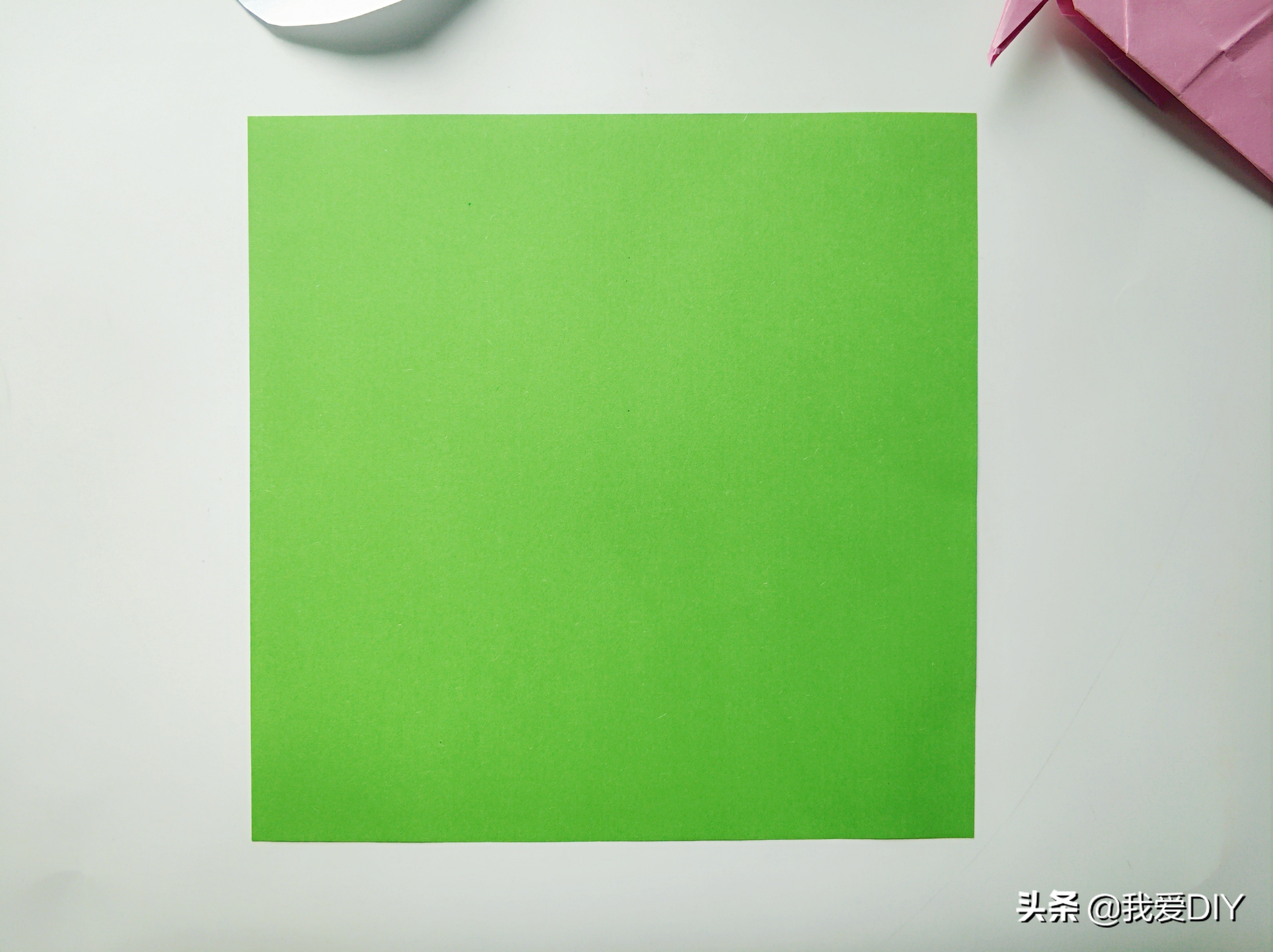 小燕子教大家折礼物盒,小燕子折法慢放视频