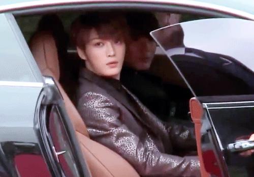 韩庚金在中再同框,韩庚金在中同框翻译