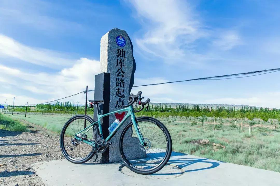 捷安特revolt上坡感受,捷安特revolt骑行视频