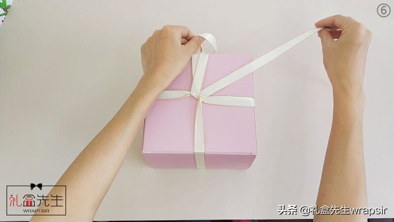 漂亮又简单的蝴蝶结怎么系,怎样系蝴蝶结又简单又漂亮又结实