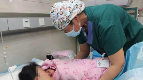 顺产有多疼让这位宝妈告诉你,顺产疼痛时都是靠什么支撑下去的