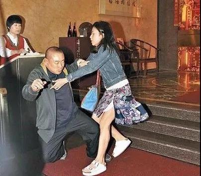 刘銮雄为什么不追林青霞,刘銮雄为什么没选洪欣