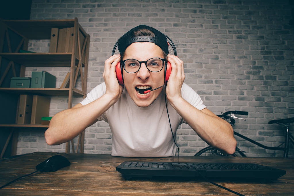 让声音唤醒你的耳朵,让声音唤醒你耳朵