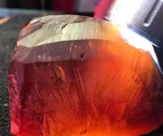 蜜蜡琥珀有多少是真的,所有蜜蜡琥珀血珀