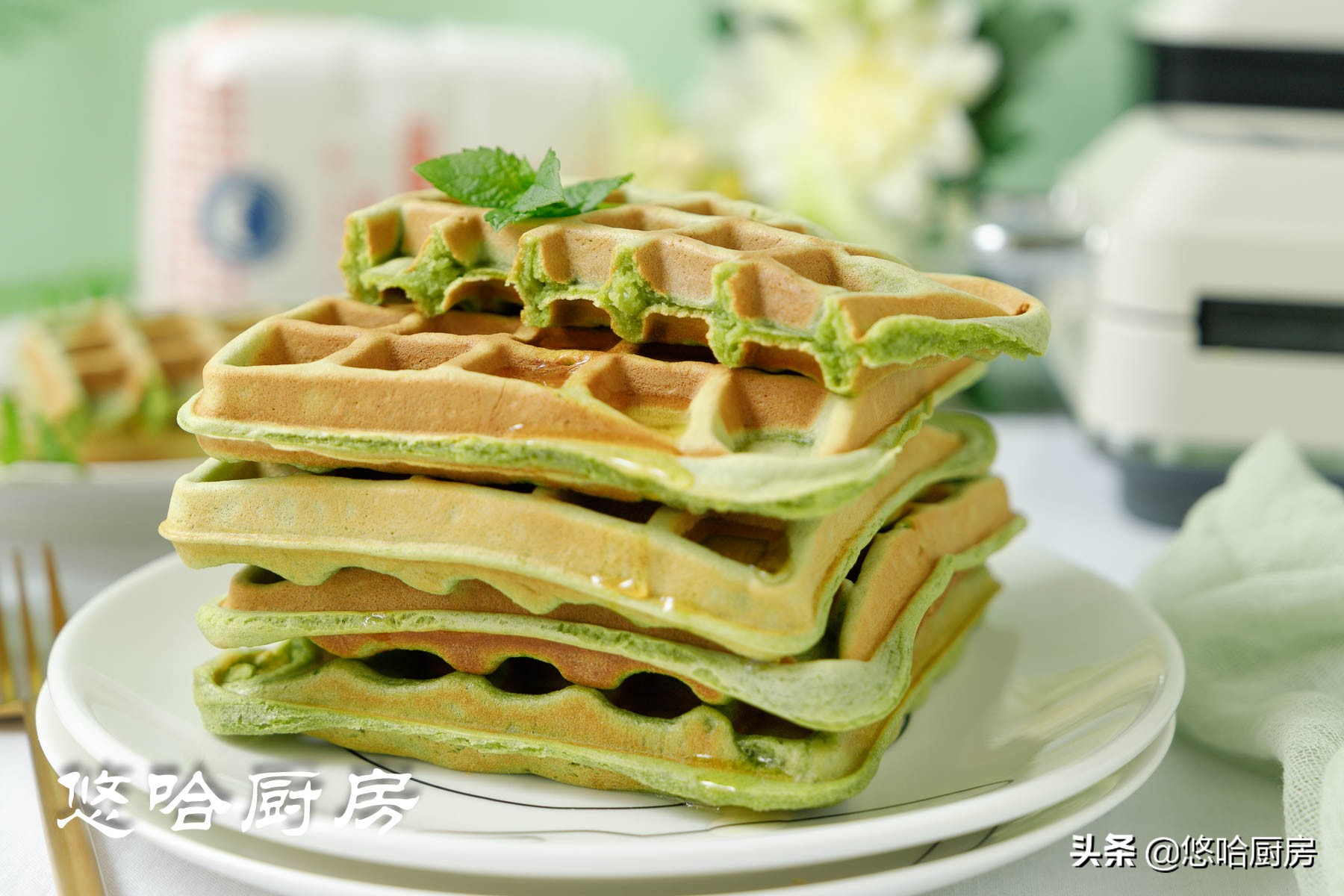 咖啡馆鲜奶油华夫饼,米加小镇咖啡馆华夫饼怎么做