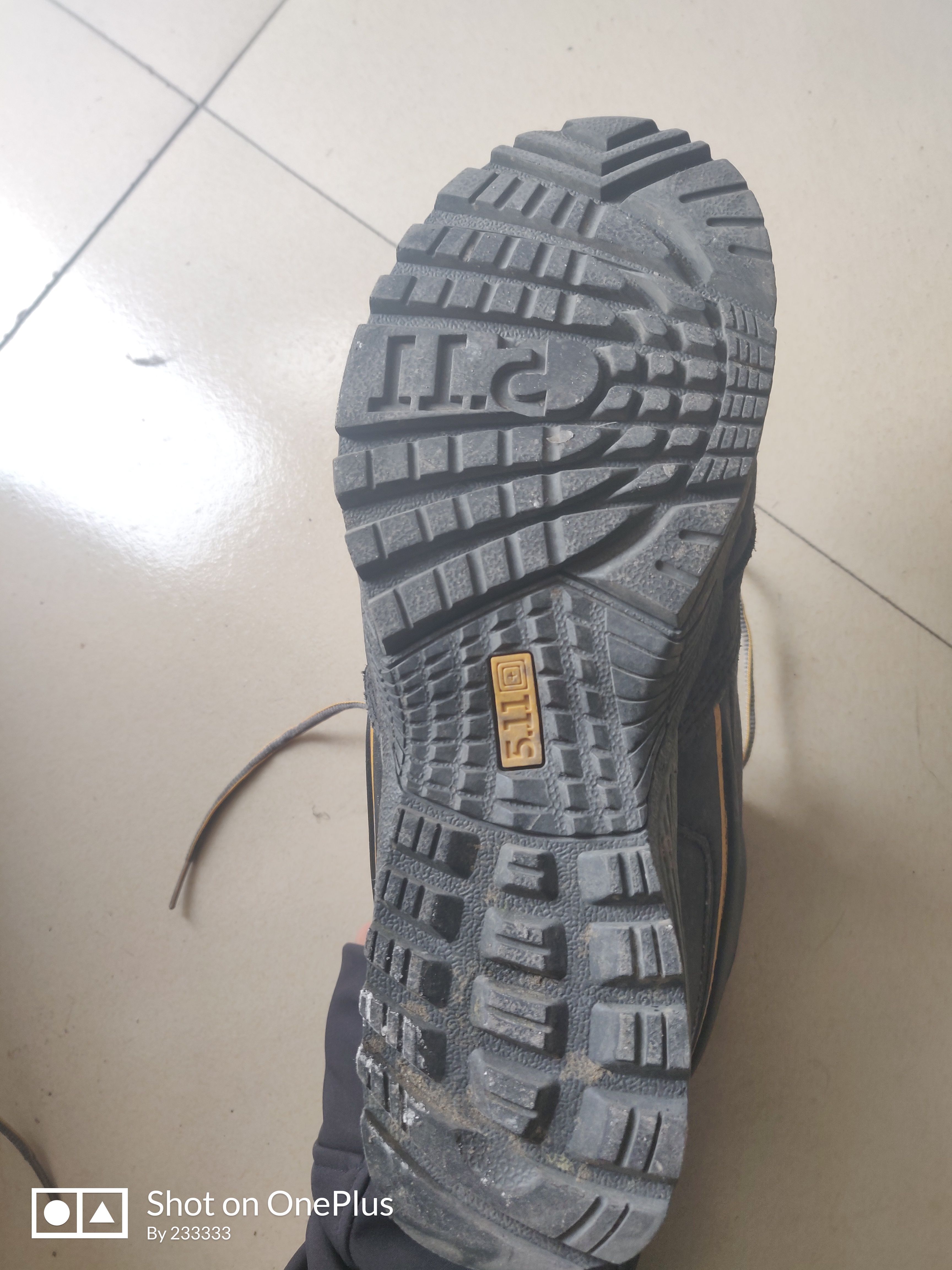 安德玛防水登山战术靴,okiy户外徒步登山战术靴