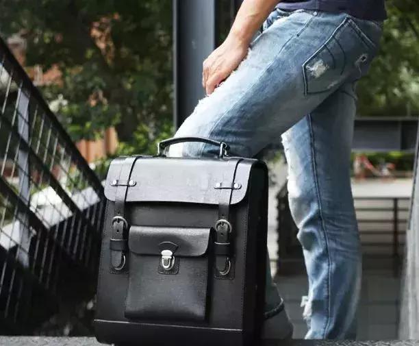 真皮水桶包小众包包品牌推荐,真皮小众包包品牌推荐秋冬