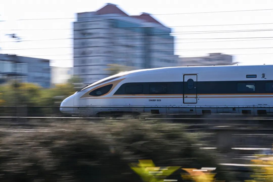 尼康z2470f4和24200选哪个好,尼康旗舰微单z9将问世中关村在线