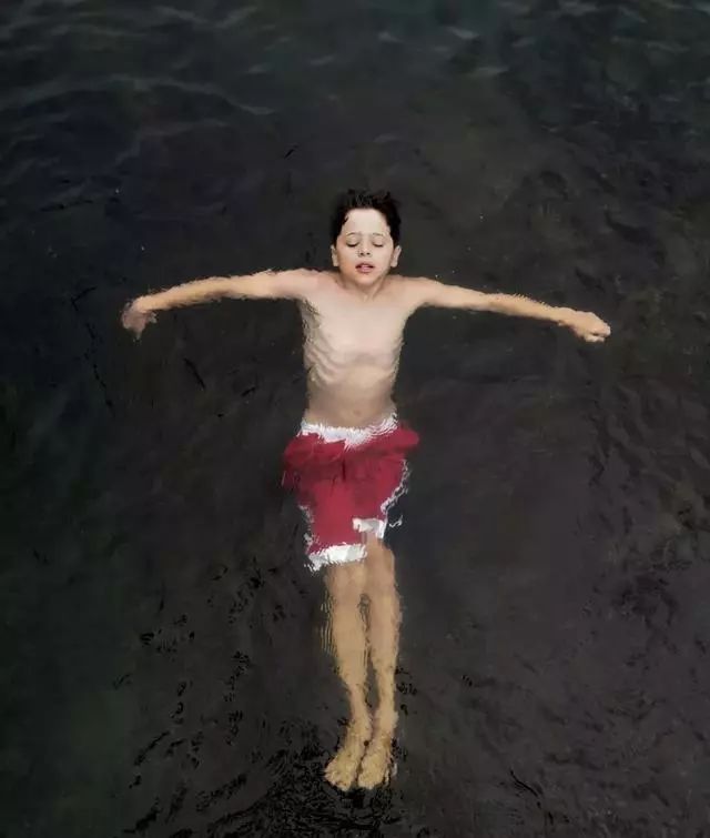 九条“不见得”,手机也能拍大片