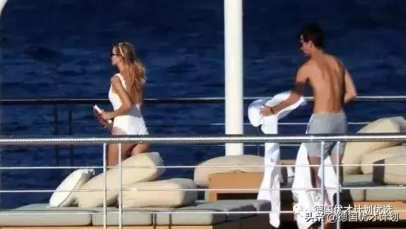 疫情之下，这个最靠谱的美国女婿为何被喷