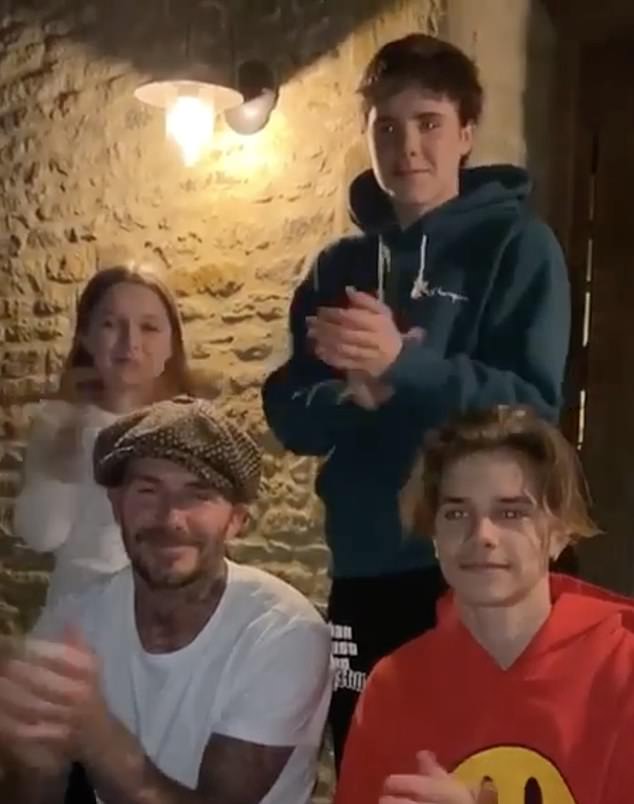 乔治王子三兄妹掀全球拍掌风支持抗疫，网友致梅根：这才是正能量