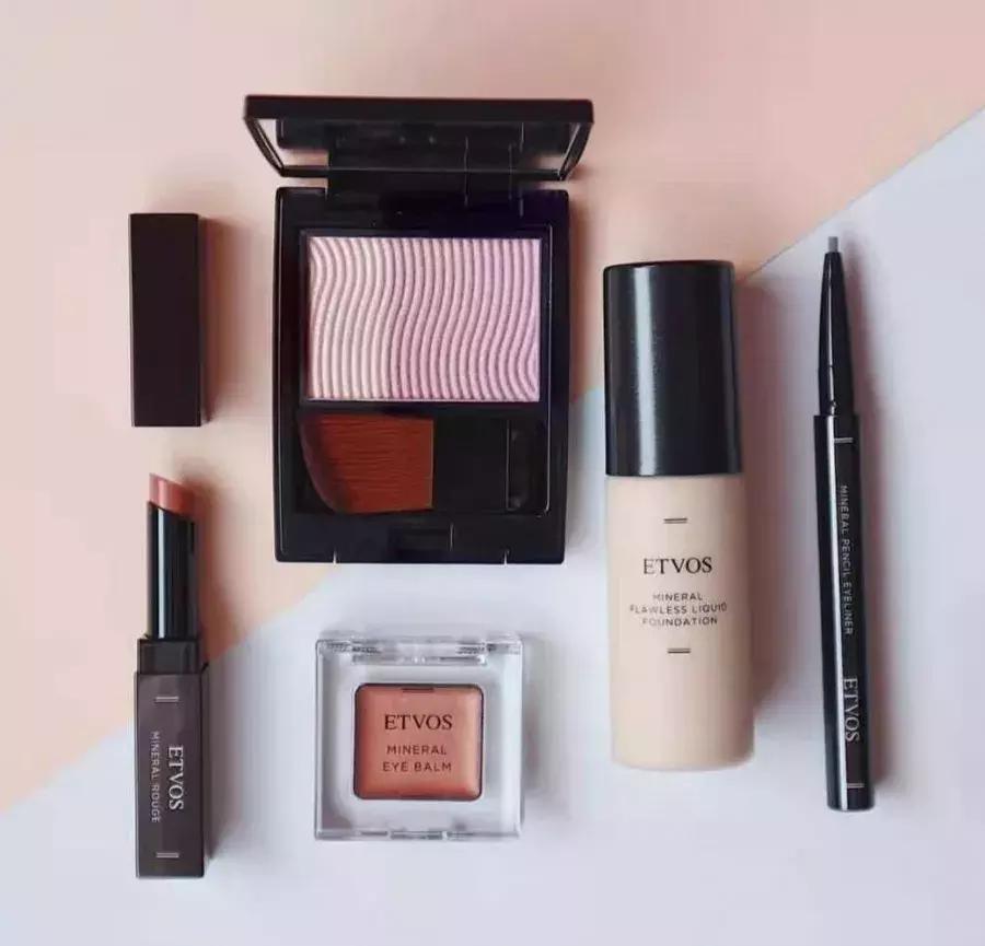 众多美妆博主,美妆博主推荐的护肤品