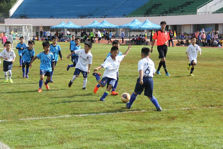 2023年昆明奋进杯足球赛u10,2024昆明青少年足球比赛