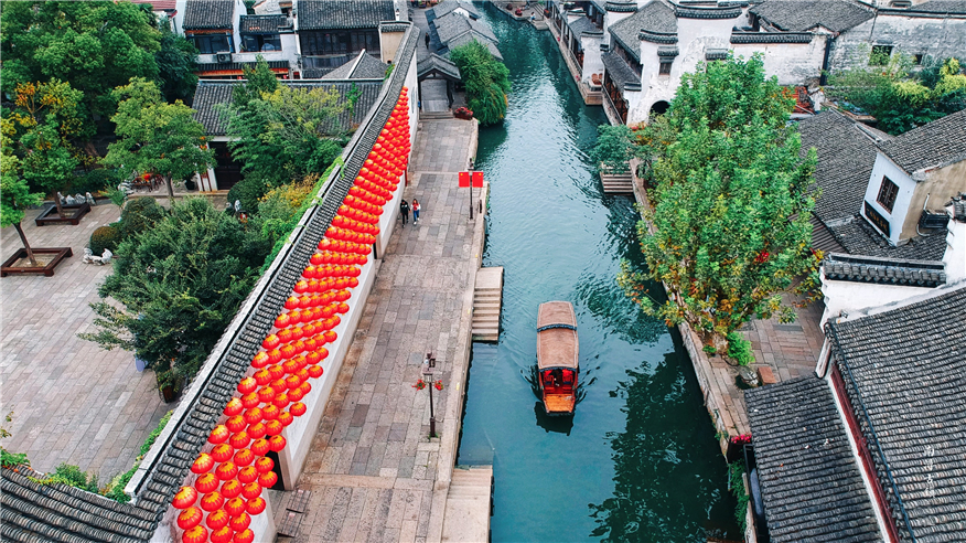 江南6大古镇的南浔拥有七千多年历史，一个湖州市不抵南浔半个镇