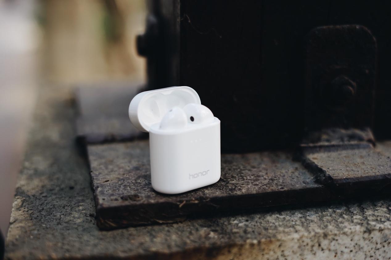 荣耀真无线降噪蓝牙耳机,荣耀最新发布蓝牙耳机