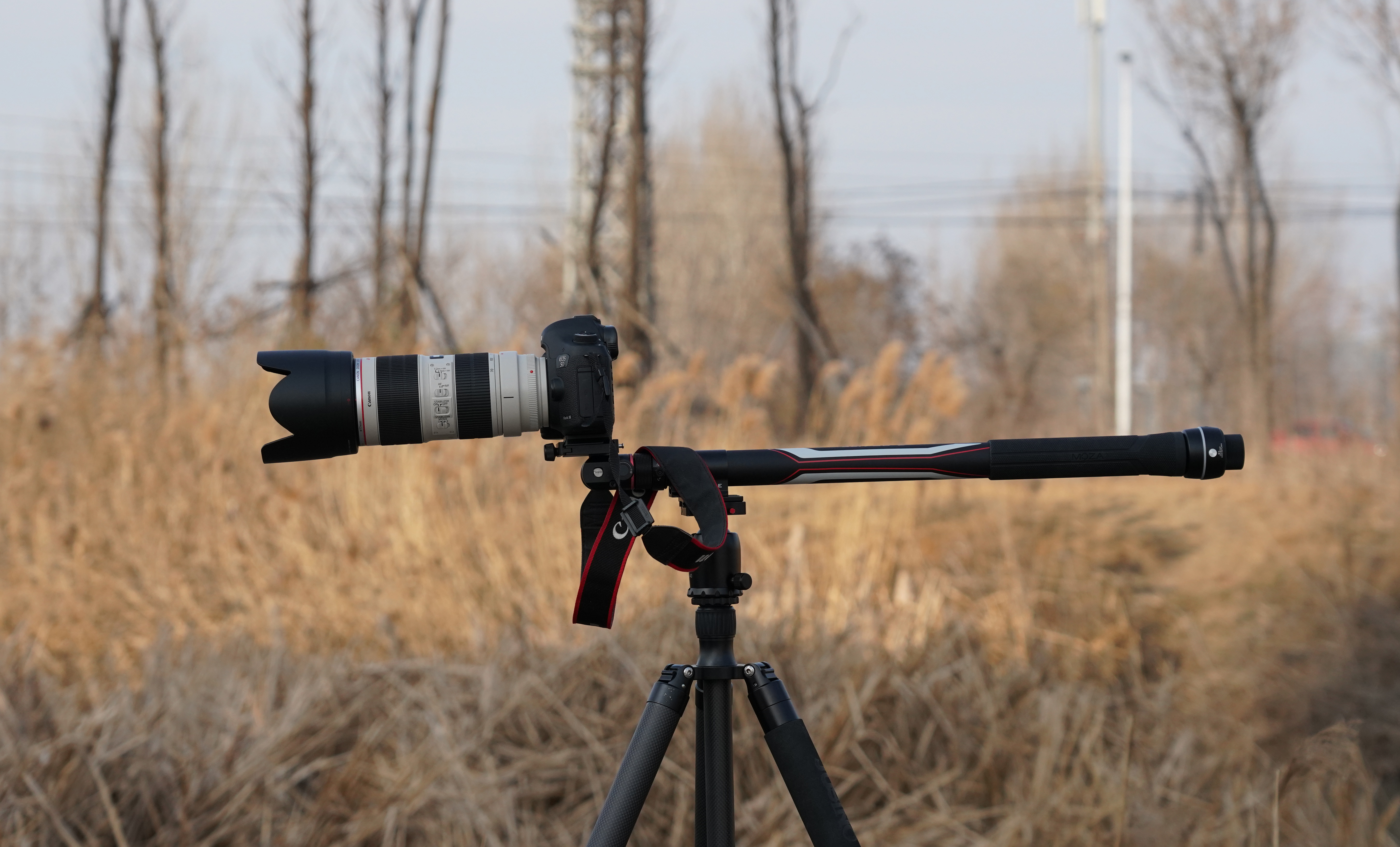 拥有属于自己摇滚的电影—便携式魔爪slypodE电动伸缩摄影杆评测