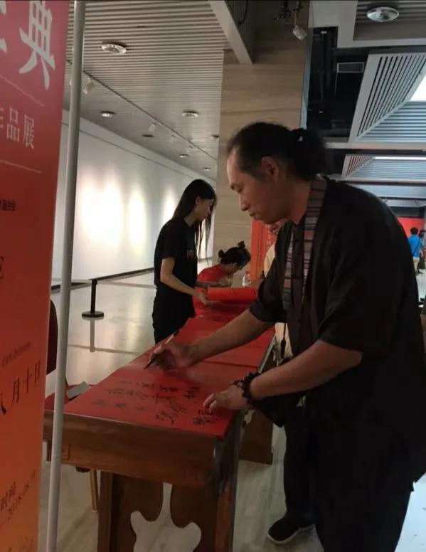 张思燕花鸟画精品欣赏,张艺书法作品欣赏