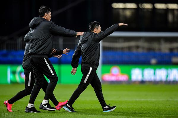 主教练经典换人,主教练如何更换战术