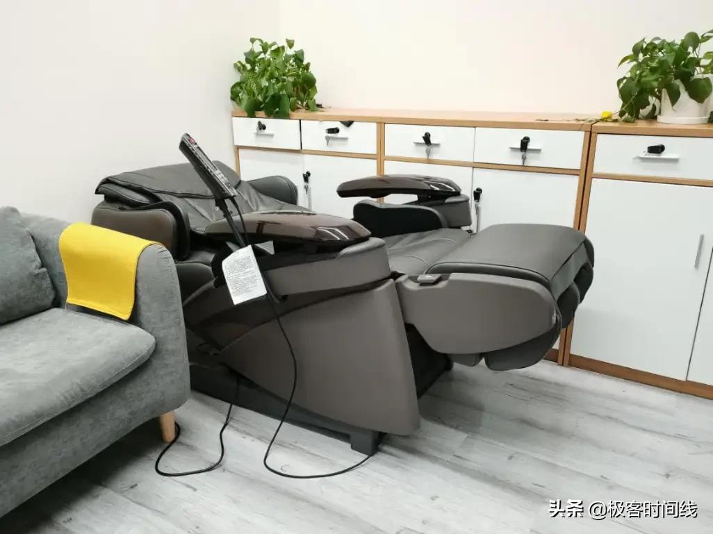 松下按摩椅使用视频演示,松下小型按摩椅深度测评