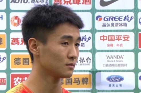 韦世豪恶意犯规集锦,韦世豪恶意犯规被罚出场