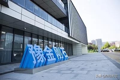 中国最大的天然钻石现值多少钱,中国最大人造钻石厂